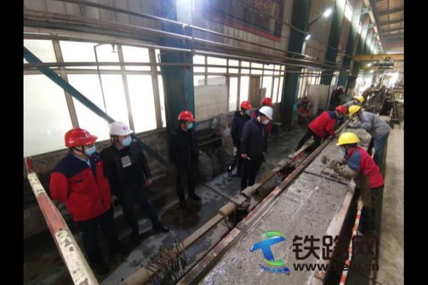 顏景新到哈爾濱瑞達(dá)公司調(diào)研指導(dǎo)